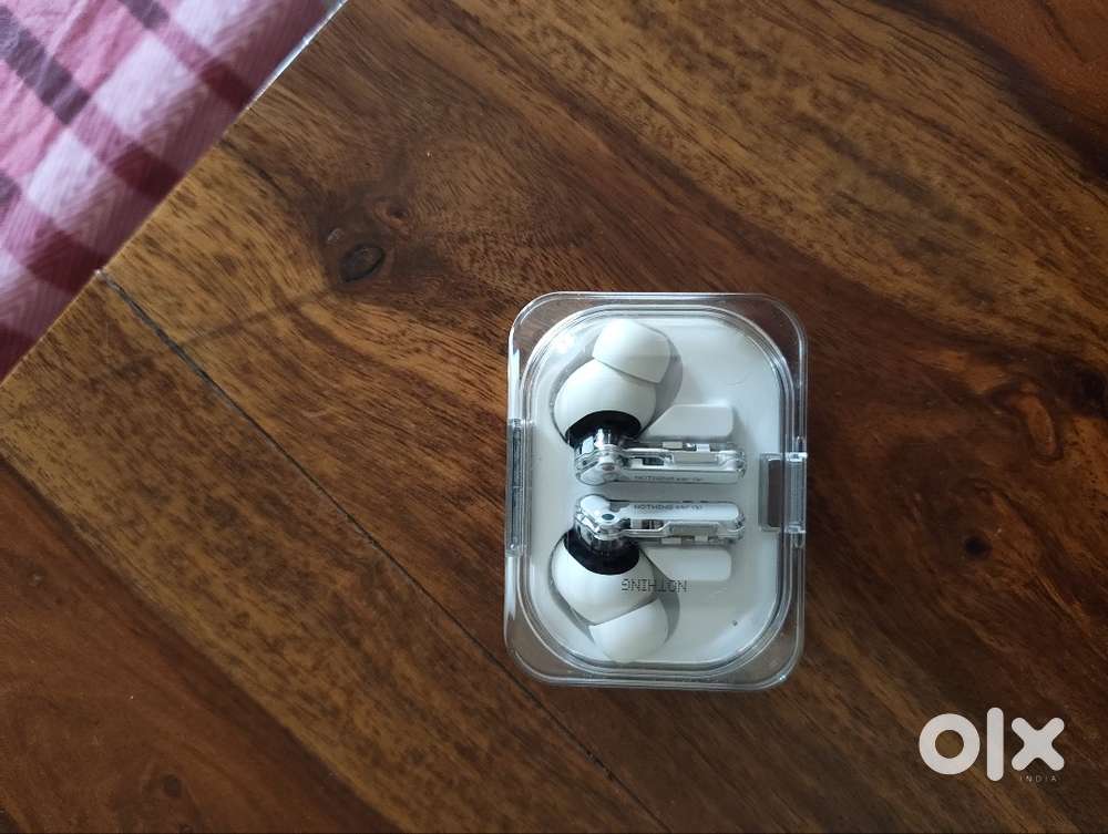 Brand New Nothing Ear (a)