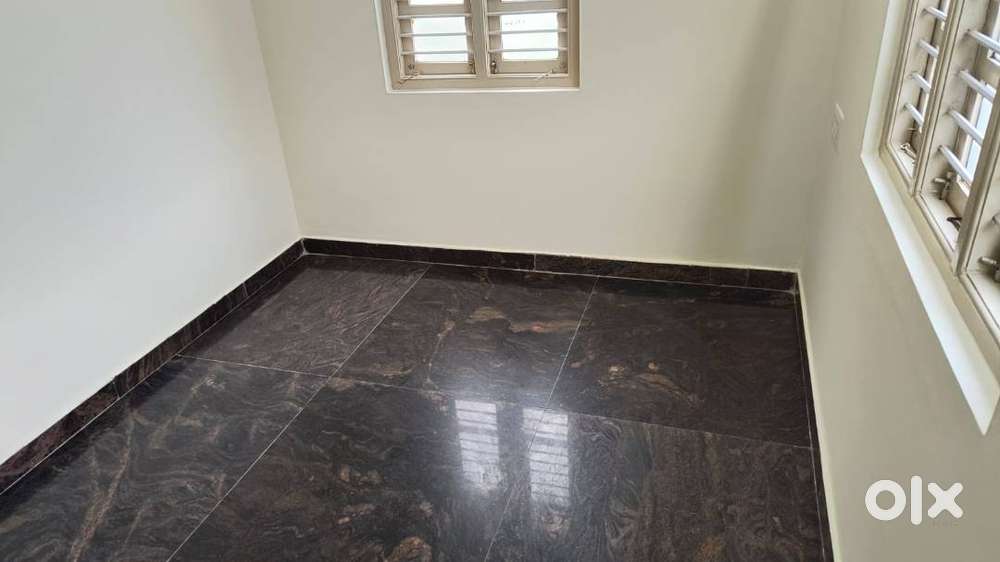 Well-Maintained 2BHK Apartment for LEASE  in Kudlu Main Road- US0677