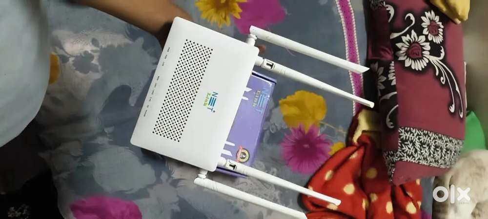 Dual Band FiberNet WiFi Router
