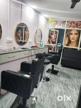 Running Unisex salon for sale in vijayawada