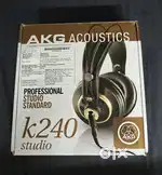 AKG K240 Professional Studio Wired Headset headphone (On the Ear)
