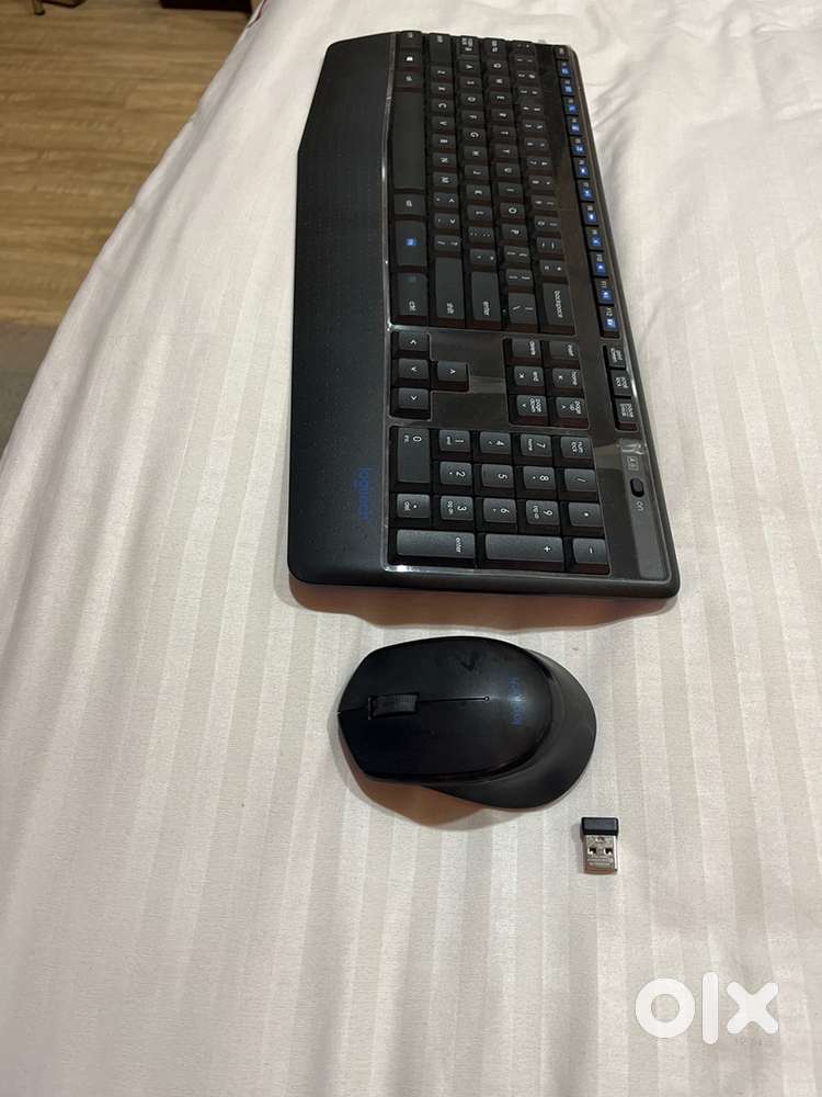 Logitech Bluetooth Keyboard + Mouse set
