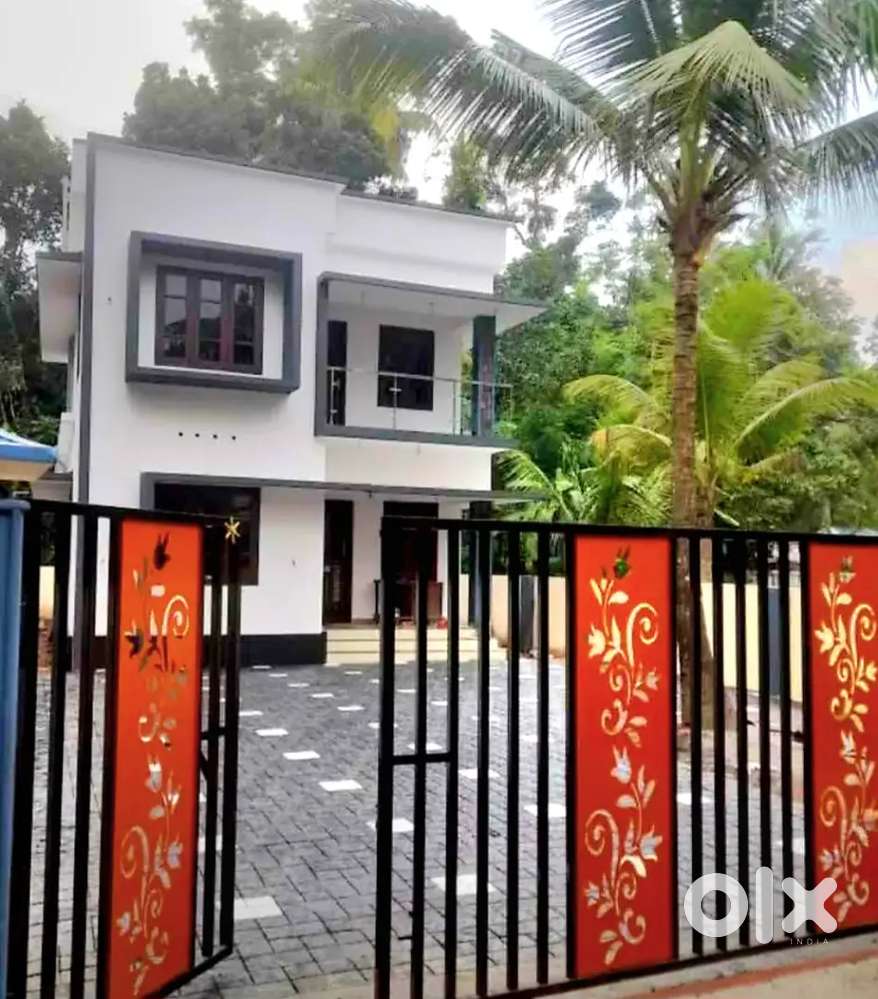 House near Cherthala പൊന്നാമ്പിളി കിഴക്കുവശം  4 BHK