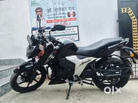 Aage piche ka new tyre laga hua hai clach plate bhi naya laga hua hai