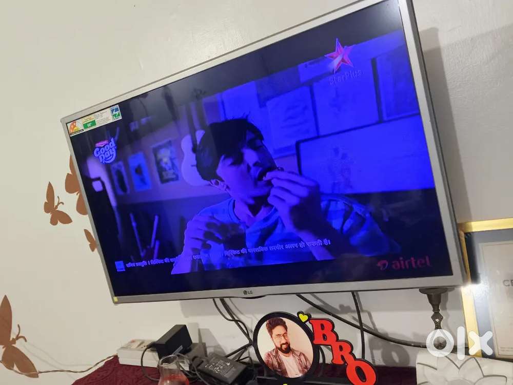 LG 32 inch led Tv screen size 80 CM