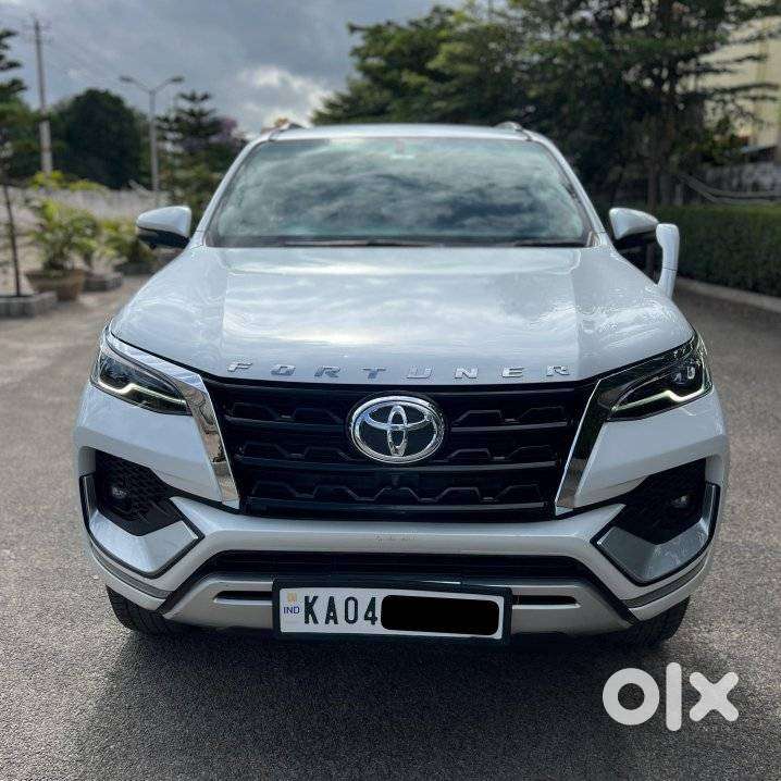 Toyota Fortuner 4X4 MT 2.8 Diesel, 2024, Diesel