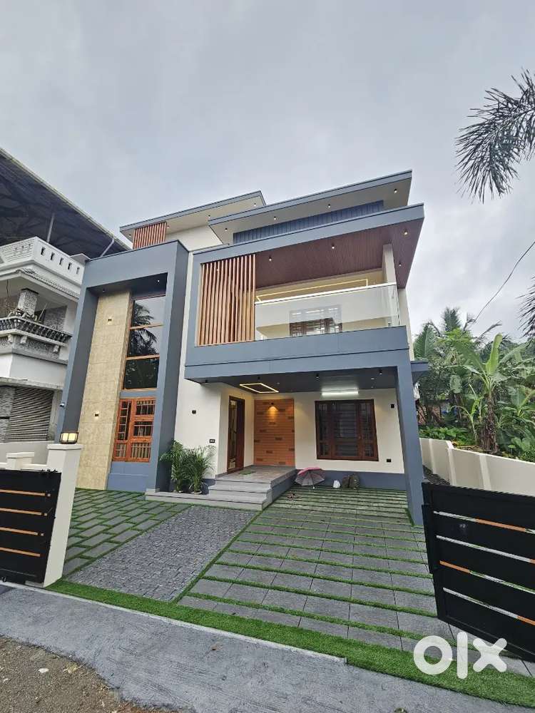 PREMIUM 4BHK VILLA FOR SALE NEAR KAKKANAD INFOPARK PALLIKARA