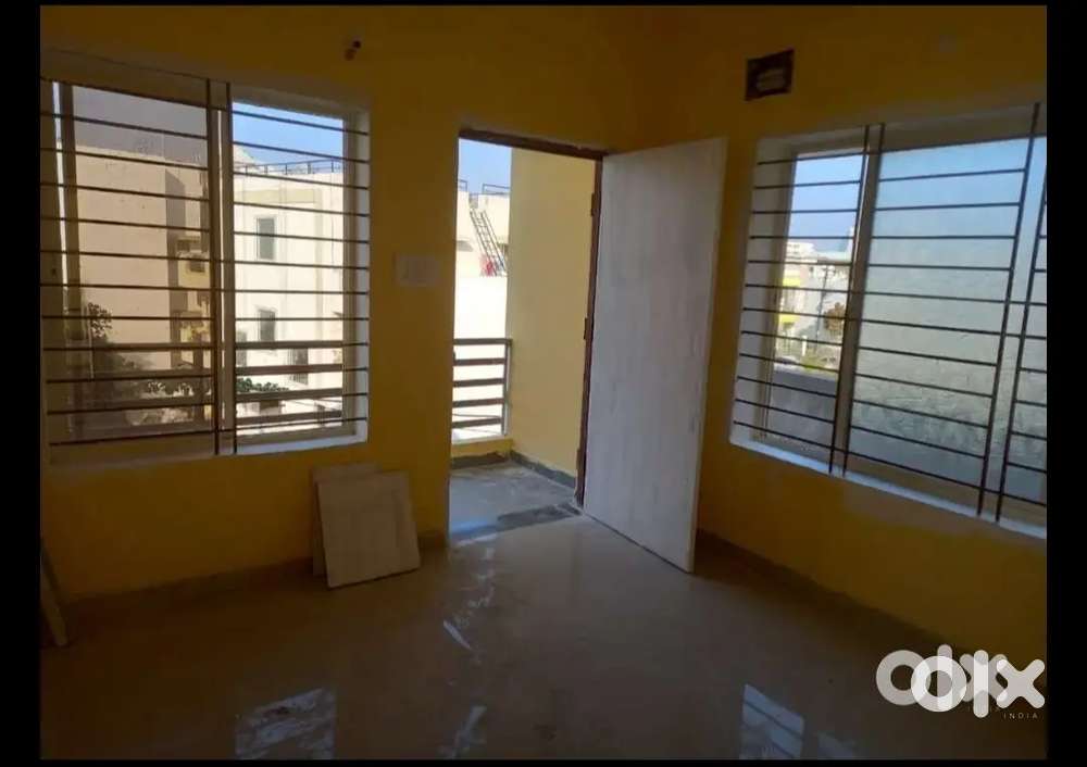 2bhk small flat available for rent near Aura Mall