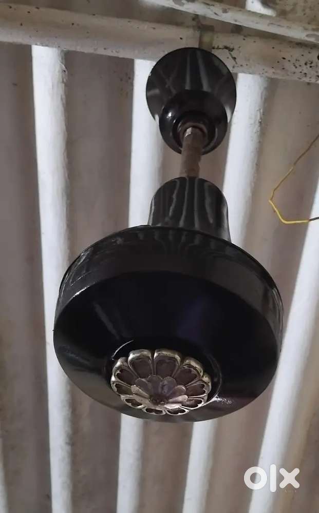 ORIENT ceiling fan Rs700