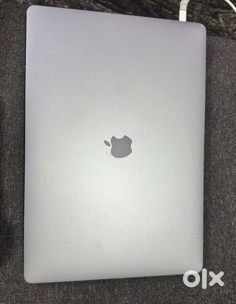 Macbook Pro A2141 Nice Condition