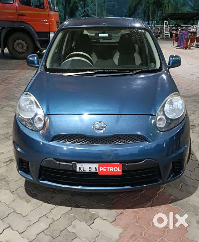 Nissan Micra CVT XV, 2015, Petrol