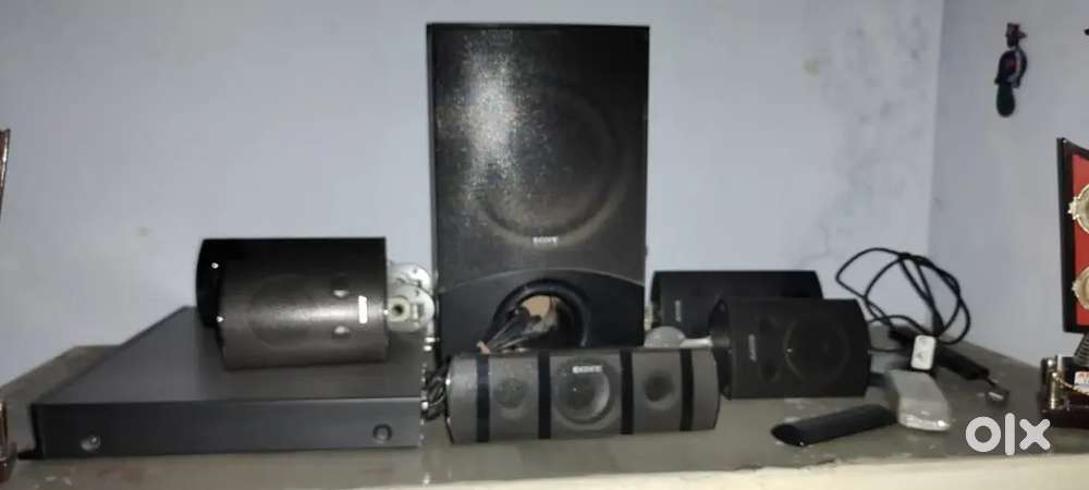 Sony 5.1 channel music system