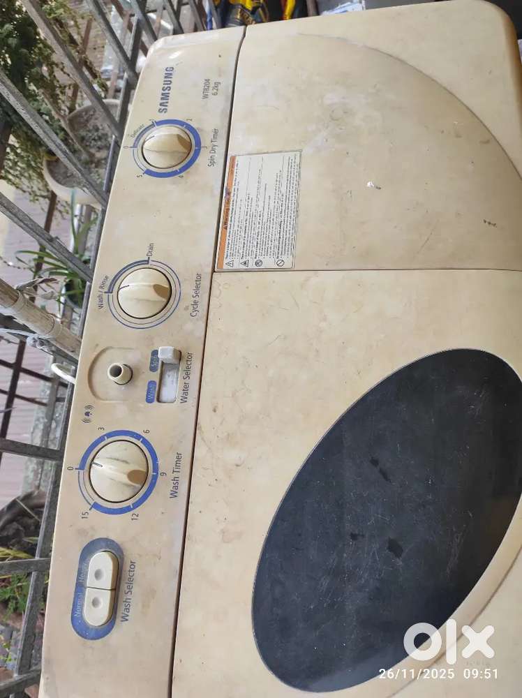 Samsung semi automatic washing machine