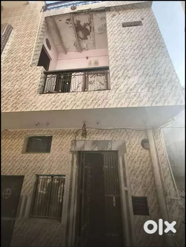 Independent house (2 floors set)