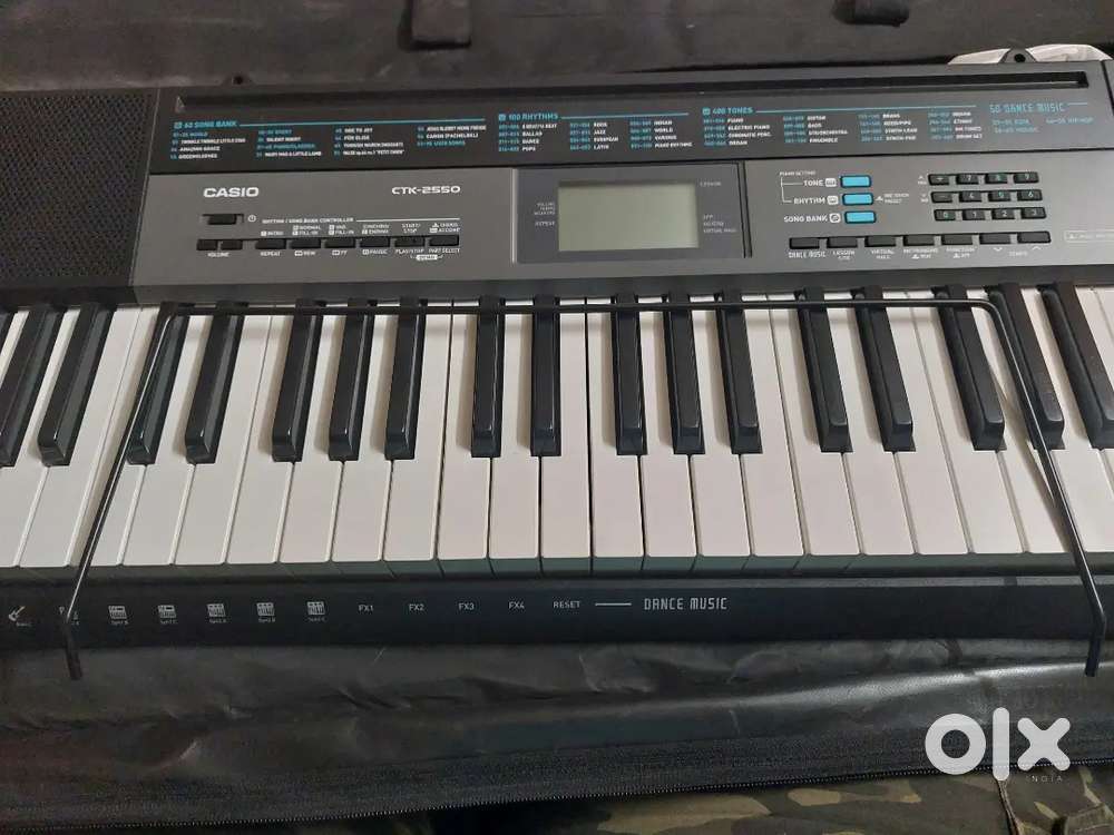 Casio CT-2550 keyboard in unused condition