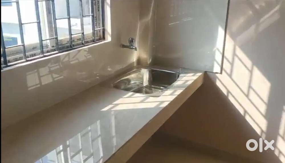 Looking for Male Roommate (Ulubari Guwahati) Read Description..