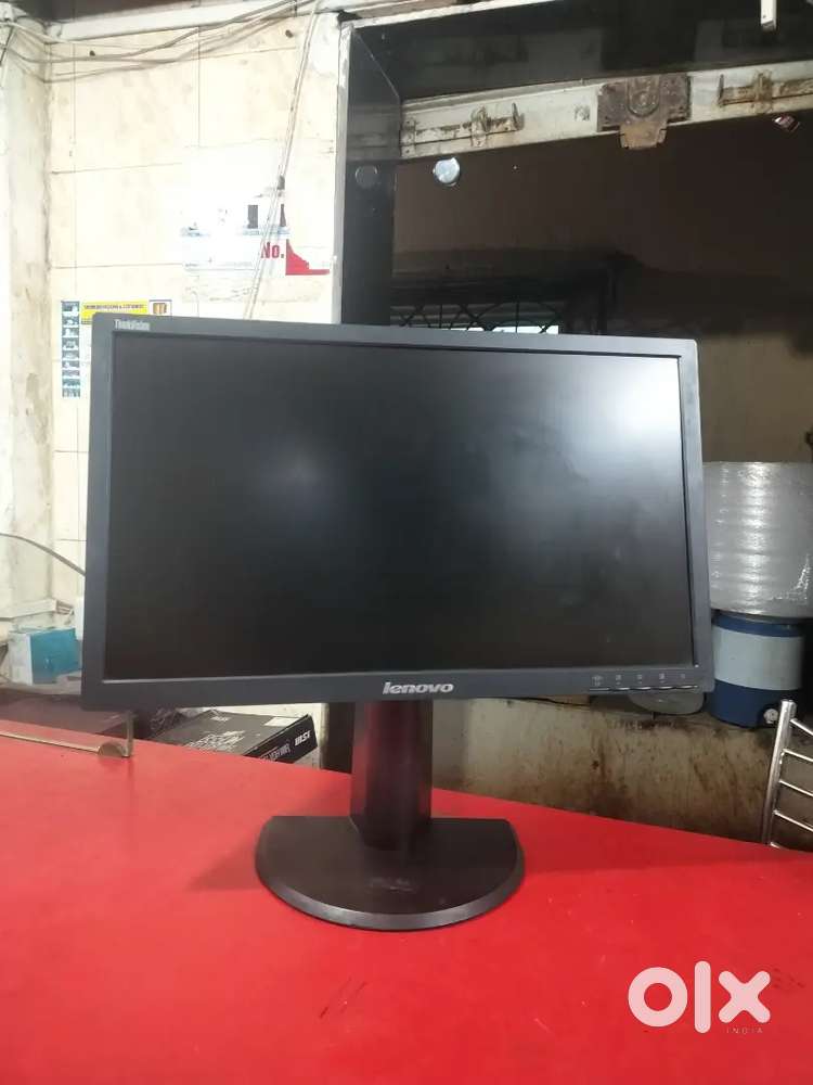 24 inch lenovo led monitor perfect working and new looking