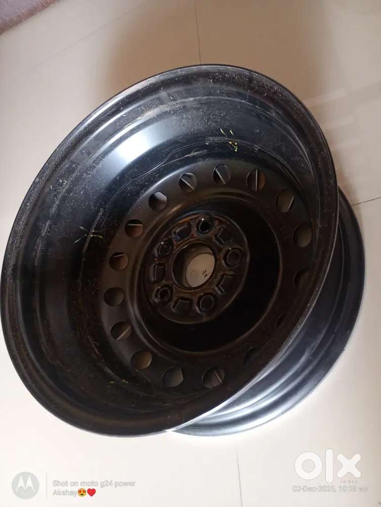 Ertiga VXI model Car wheel and other spare parts