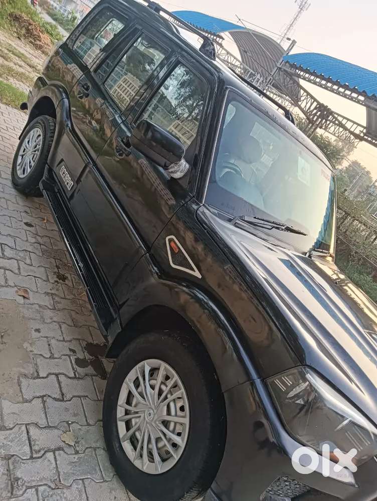 Mahindra Scorpio Classic 2016