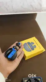 Realme Bluetooth earphones