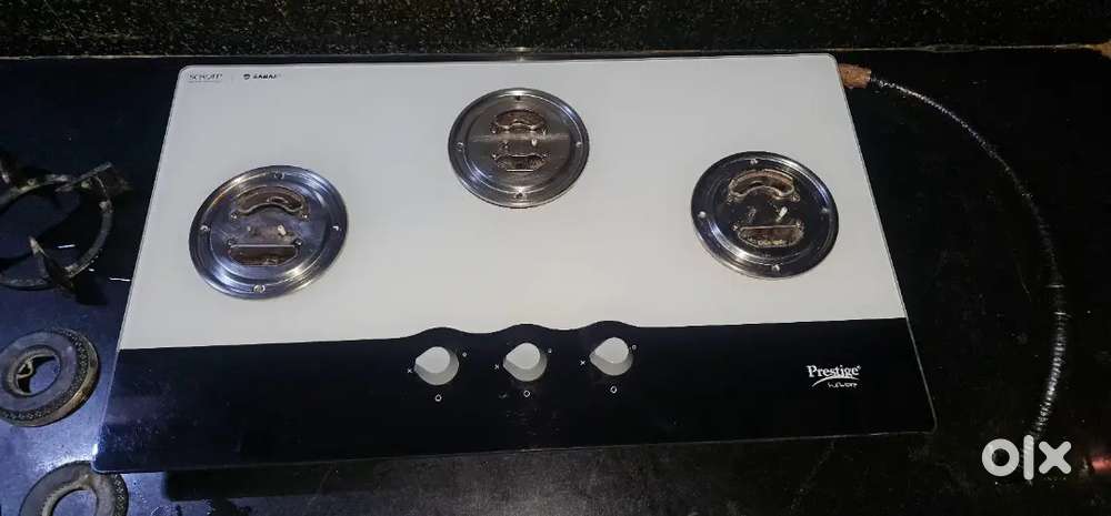 Prestige auto ignition gas stove.