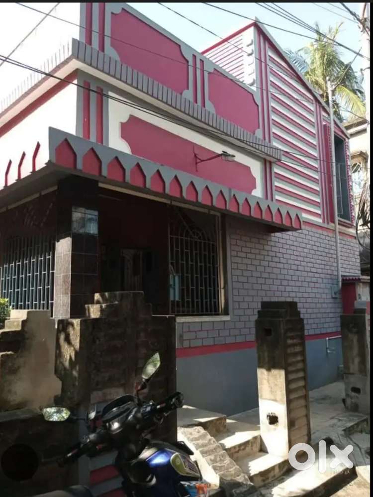 House Sale in gated society