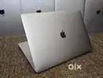 Apple Macbook Laptop i9 32gb 512gb 5.5gb Graphic 15inch Retina Display