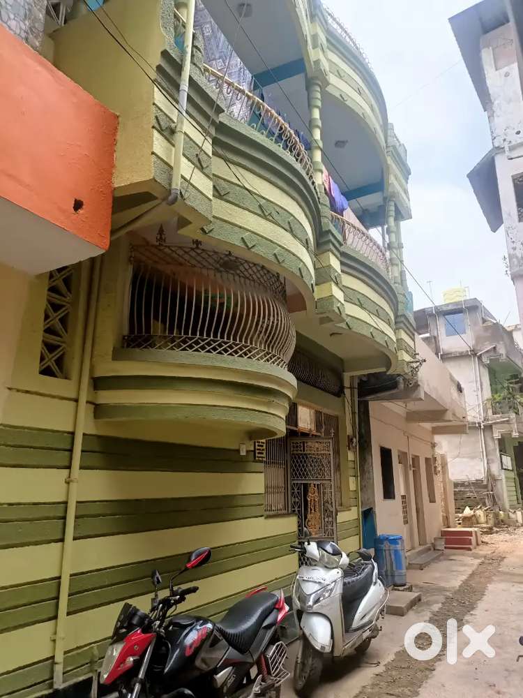 Tough construction & well maintained house