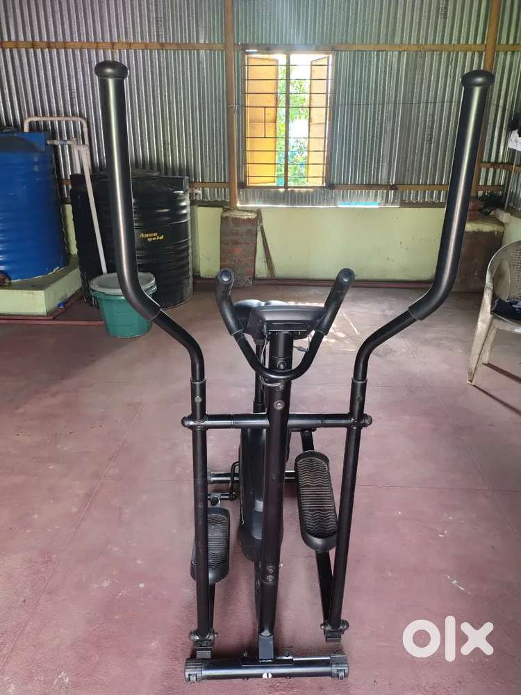 Less used eliptical cycle