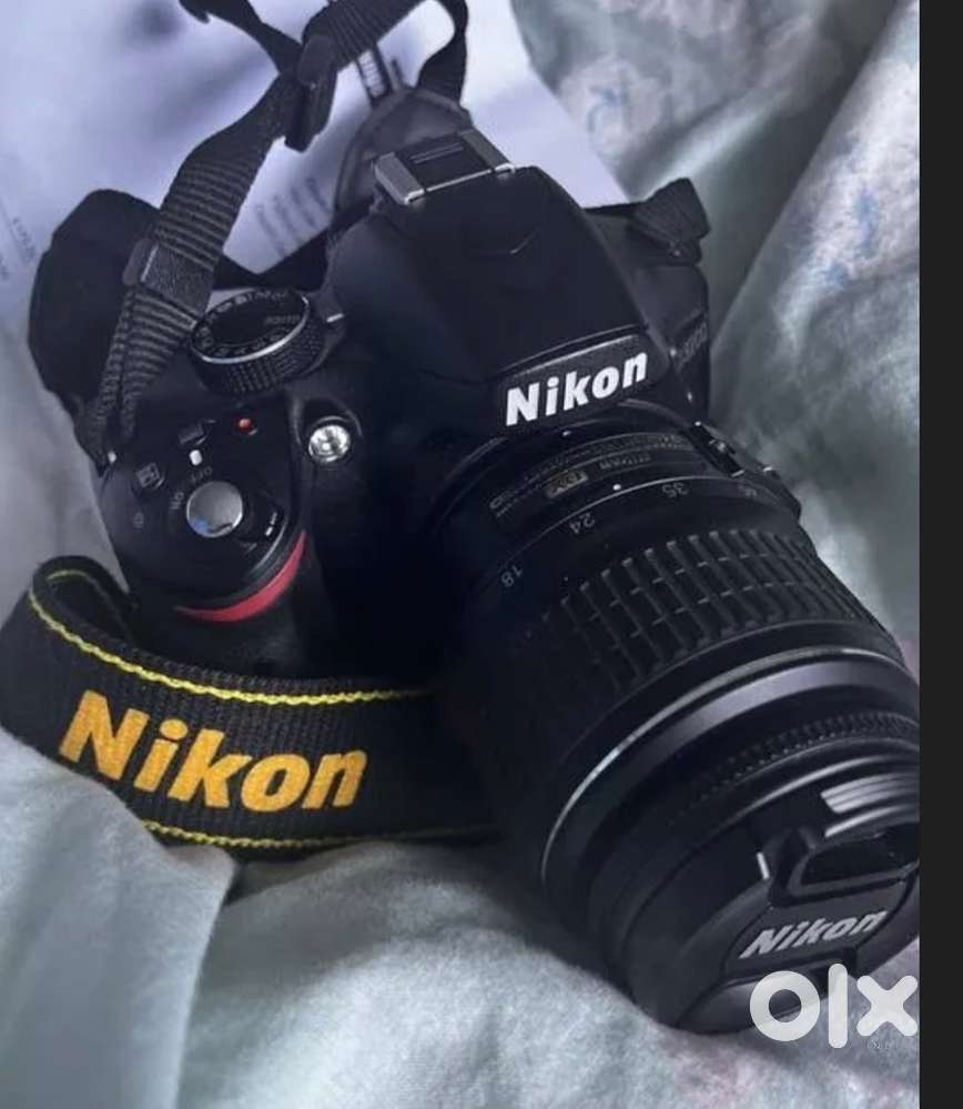 Nikon D3200 DSLR cam with 18-55 lens