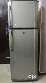 Samsung almost 260 Double Door Fridge Good Average Condition.