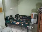 Fatehgunj Boy's & Girls PG Fully Furnished No Brokerage