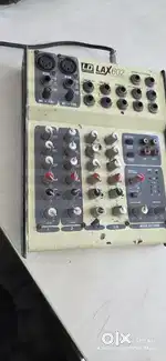 DJ AMPLIFIER URJENT 1MAVHINE 1 mixer