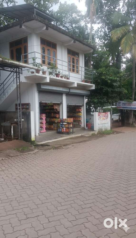 shop room godown hieght