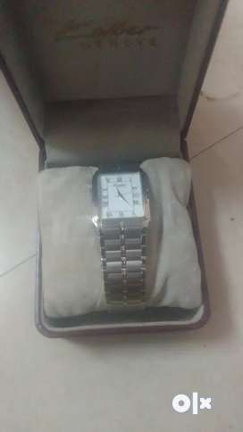 I want to sell international watch