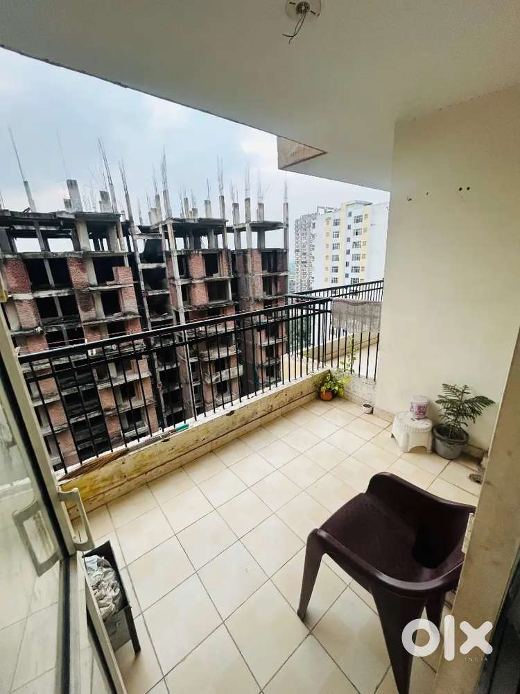 1bhk flat available for sale just 35.5lac only  8000k rent pr monthly