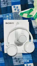 SONY WH-CH520 HEAD PHONES