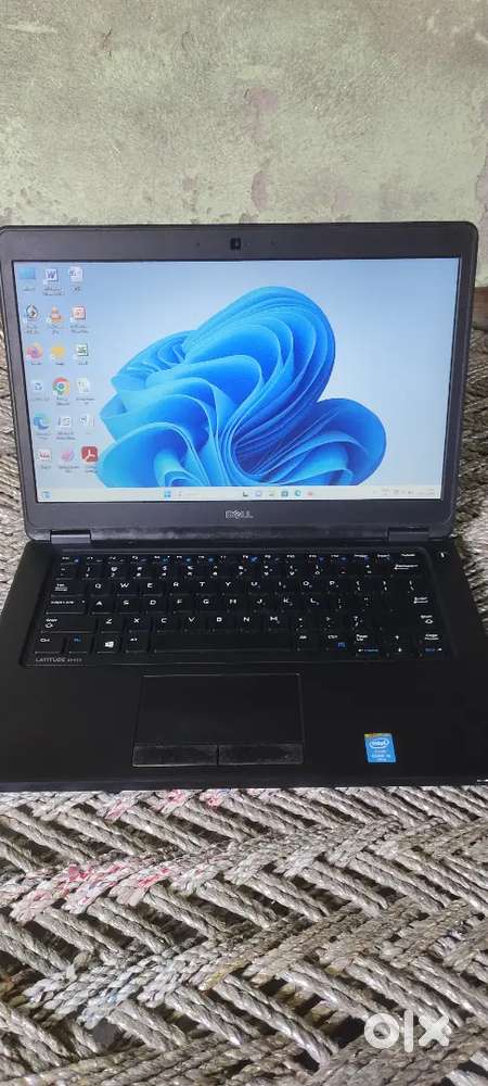 DELL i5 new
