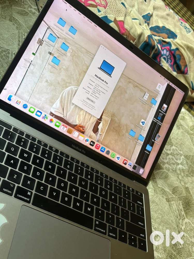 Macbook pro 2017 all ok ram 8 storage 128