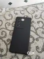 Vivo v27 8/128 back side damege all working