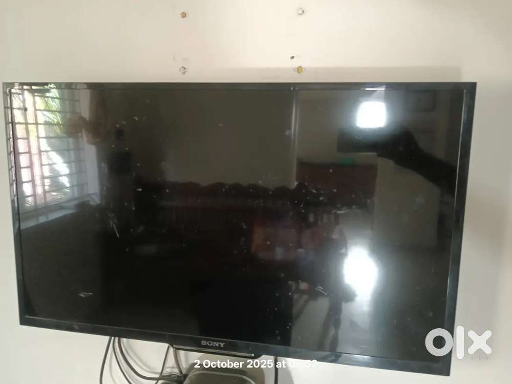 Sony 32 inch model 32W512D