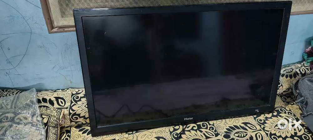 HAIER 32 INCH NON SMART LED TV* *MODEL: LE32B50*