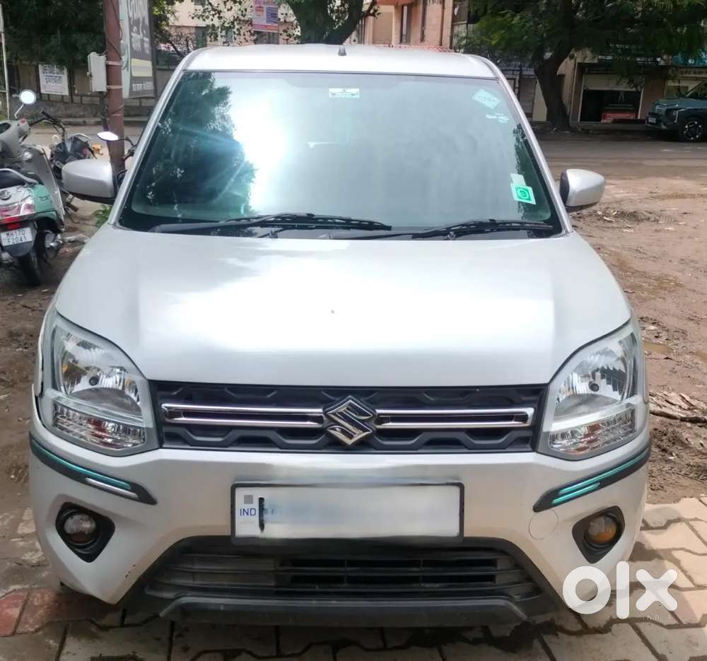 Self drive car 1500 rs. Per day