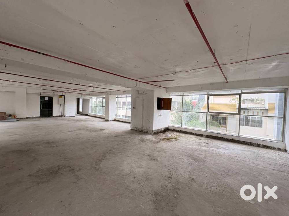 2240 Sqft Unfurnished Office On Rent in Warje