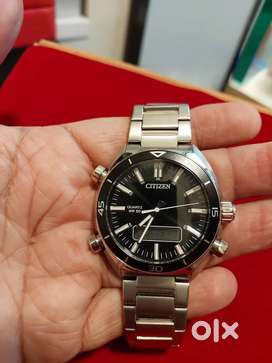 CITIZEN ANALOG DIGITAL WATCH