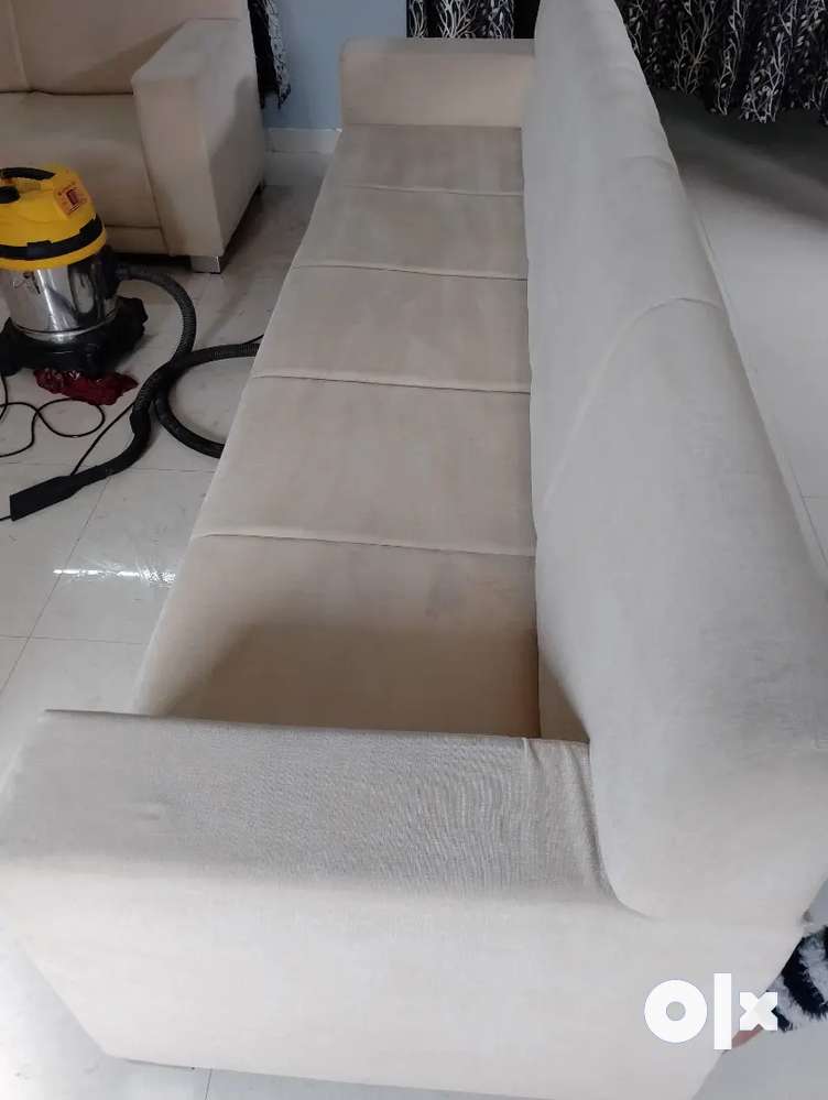 Sofa & Chairs Upholstery Deep Cleaning Service