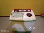 Onida 7.5 kg semi automatic washing machine