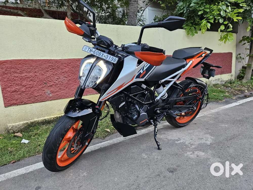 KTM DUKE 125, 2024,DUAL OWNER,PAY:25000, GET IT IN EMI