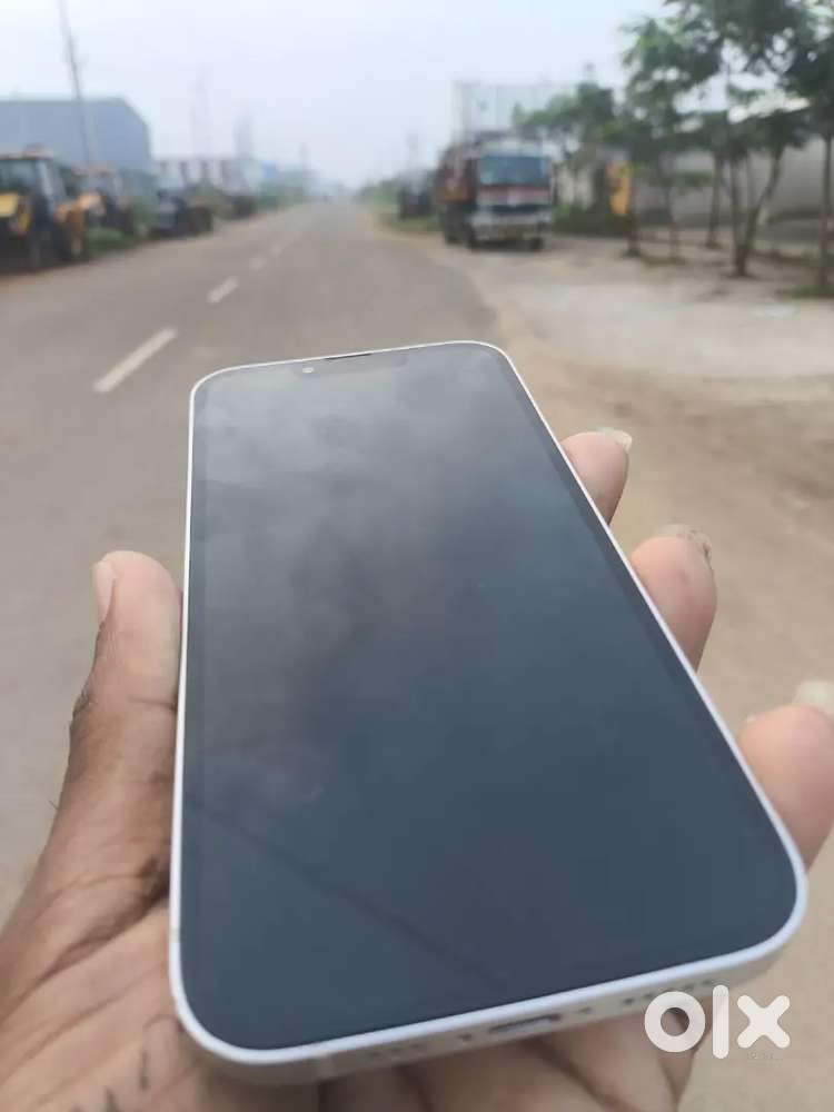 iPhone 13 lowest price