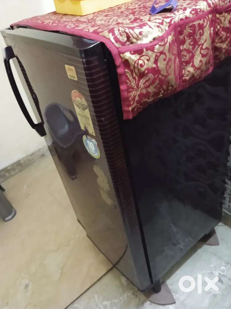 God The single door fridge in good condition